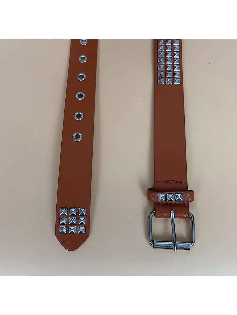 Diamond Studded brown essential belt. Y2k 2000s style. Fits a 30-36 inch waist.